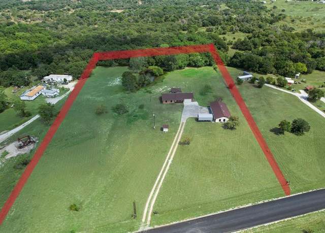 Property at 517 Meadowview Trl, Springtown, TX 76082, 3 beds, 2 baths