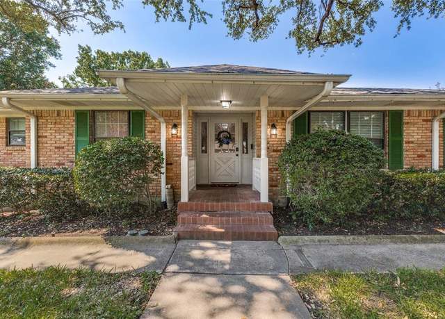 Property at 1722 14th Pl, Plano, TX 75074, 4 beds, 2.5 baths