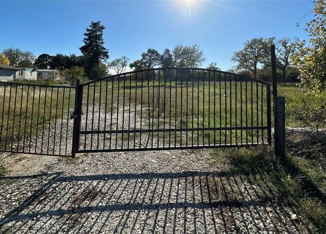 Property at 10296 C F Hawn Hwy, Dallas, TX 75217