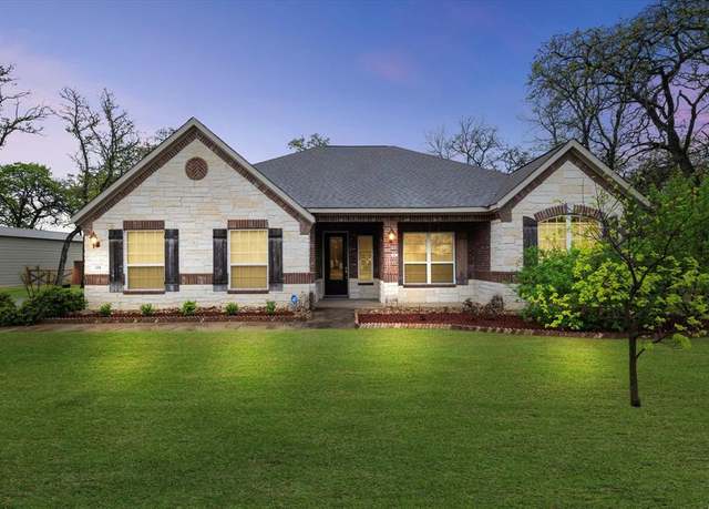 Property at 134 Dogwood Dr, Krugerville, TX 76227, 4 beds, 2 baths