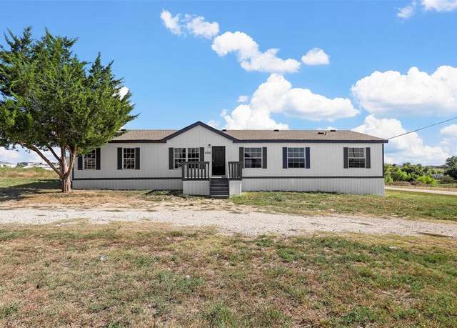 Property at 5705 Texas St, Joshua, TX 76058, 4 beds, 3 baths