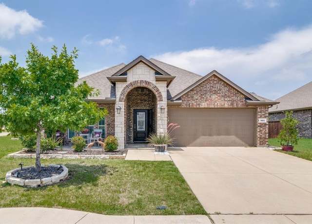 Property at 324 Jefferson Ln, Fate, TX 75189, 3 beds, 2 baths