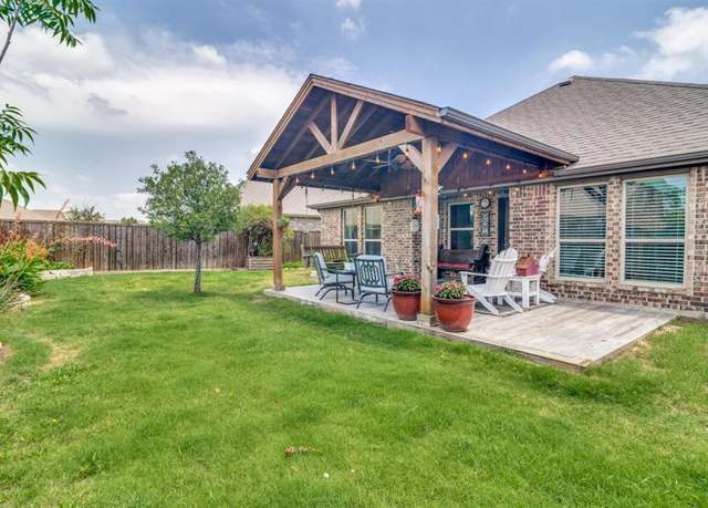 Property at 324 Jefferson Ln, Fate, TX 75189, 3 beds, 2 baths