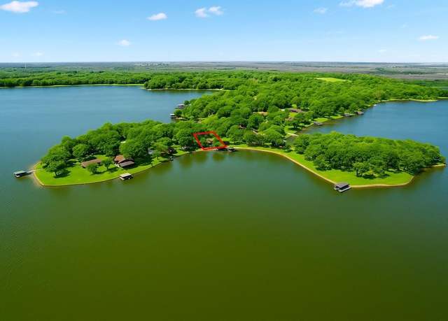 Property at 5324 Shady Ln, Eustace, TX 75124, 5 beds, 3.5 baths