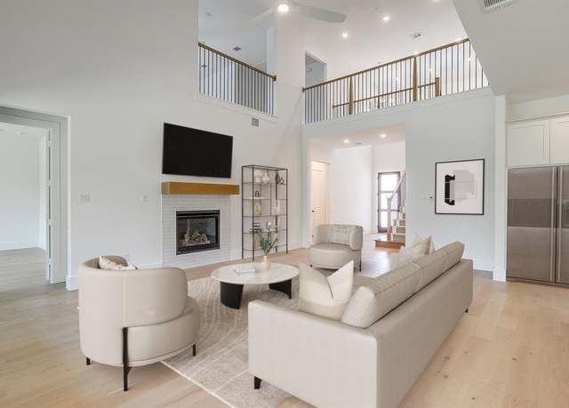 Property at 8504 Lacey Rd, North Richland Hills, TX 76182, 5 beds, 4.5 baths