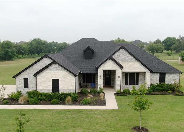 Property at 120 Marcey Ln, Waxahachie, TX 75167, 4 beds, 2.5 baths