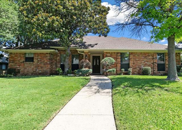 Property at 2607 Ramblewood Dr, Carrollton, TX 75006, 3 beds, 2.5 baths