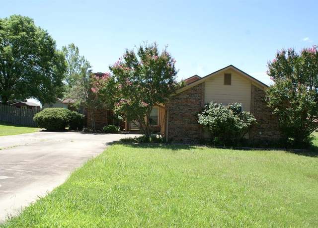 Property at 3234 W Lamberth Rd, Sherman, TX 75092, 3 beds, 2 baths