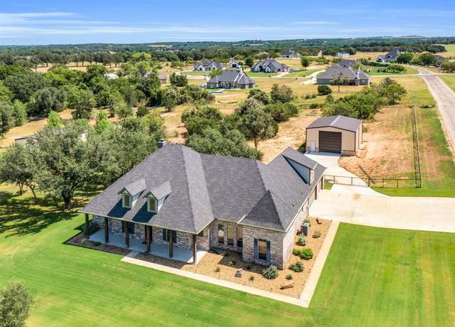 Property at 109 N Silver Saddle Trl, Weatherford, TX 76087, 4 beds, 3.5 baths