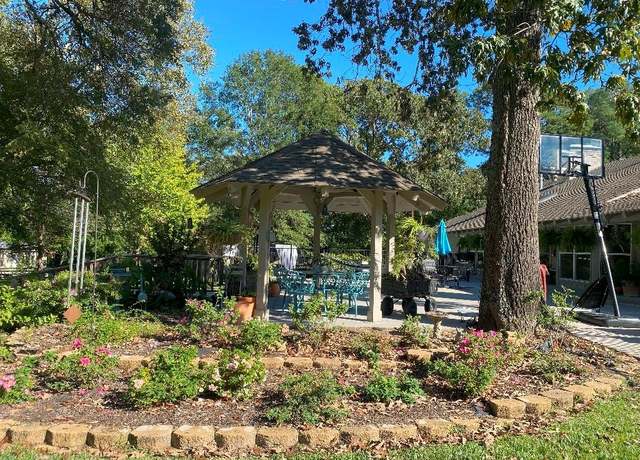 Property at 408 Cumberland Rd, Tyler, TX 75703, 4 beds, 4.5 baths