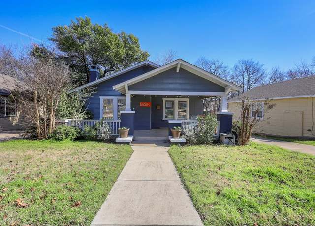 Property at 1809 Belle Pl, Fort Worth, TX 76107, 2 beds, 2 baths