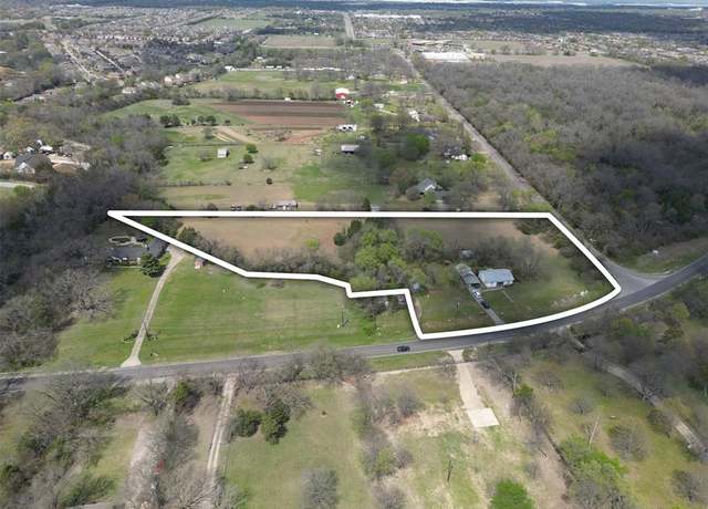 Property at 1505 W Main St, Lancaster, TX 75146