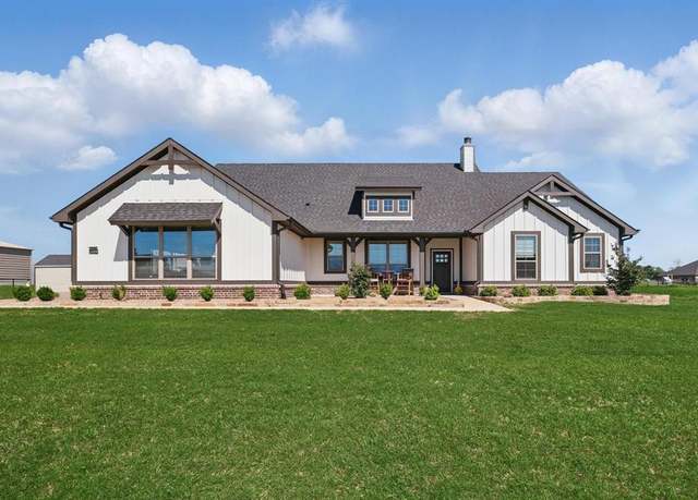 Property at 13309 Sage Meadow Cir, Sanger, TX 76266, 4 beds, 3 baths