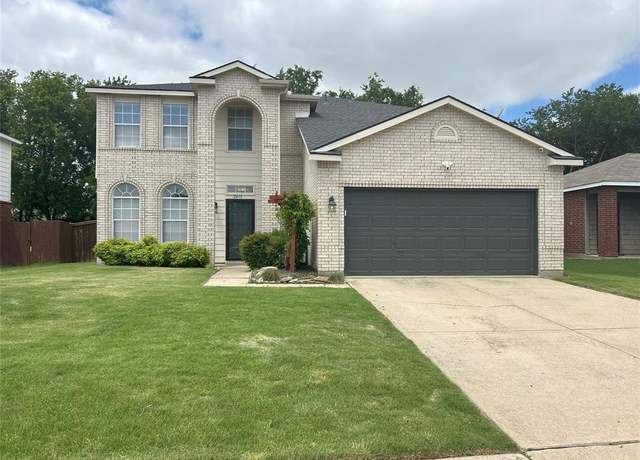 Property at 2416 Dogwood Dr, Little Elm, TX 75068, 4 beds, 2.5 baths