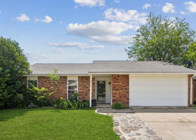 Property at 716 Roaming Road Dr, Allen, TX 75002, 3 beds, 2 baths