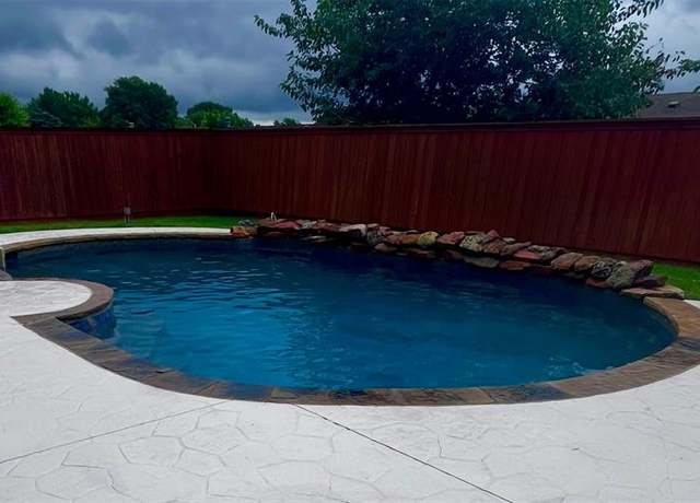 Property at 716 Roaming Road Dr, Allen, TX 75002, 3 beds, 2 baths