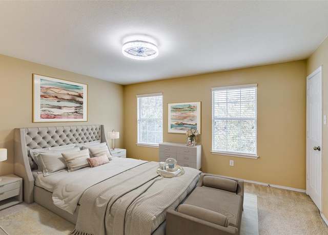 Property at 4008 Kyndra Cir, Richardson, TX 75082, 2 beds, 2.5 baths