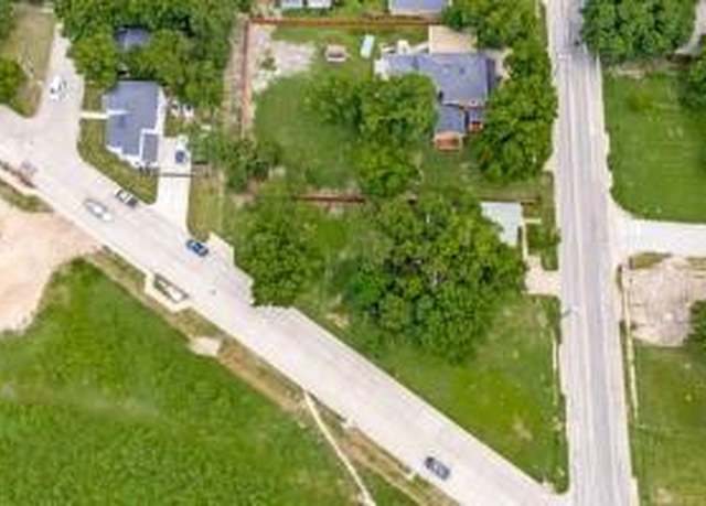 Property at 104 N Getzendaner Ave, Waxahachie, TX 75165