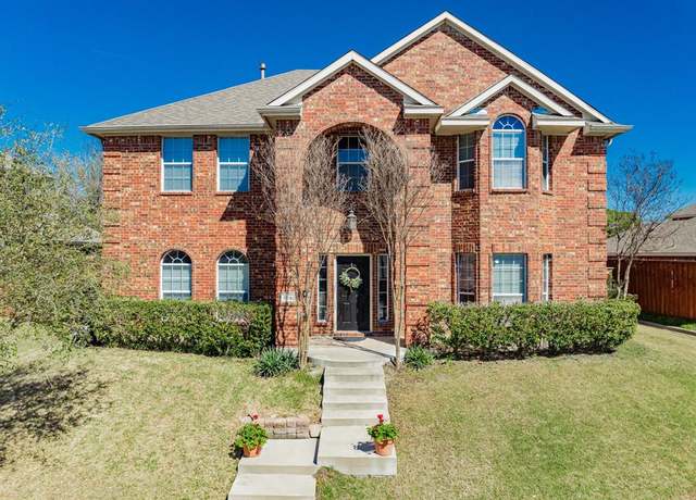 Property at 796 Ridge Rd W, Rockwall, TX 75087, 4 beds, 3.5 baths