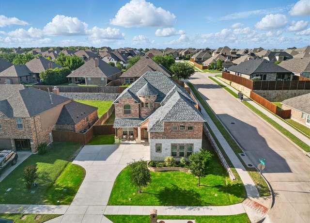 Property at 11900 Carlin Dr, Fort Worth, TX 76108, 4 beds, 3.5 baths