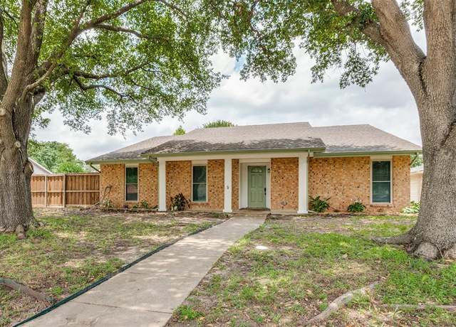 Property at 3113 E Park Blvd, Plano, TX 75074, 4 beds, 2 baths