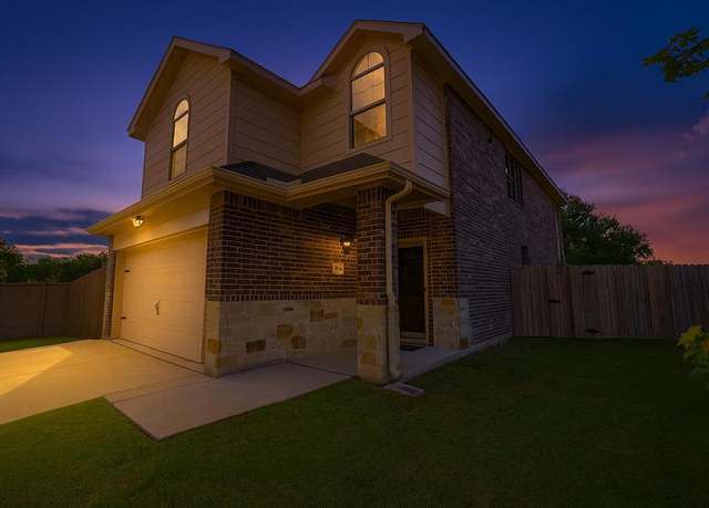 Property at 503 Long Prairie Dr, Royse City, TX 75189, 3 beds, 2.5 baths