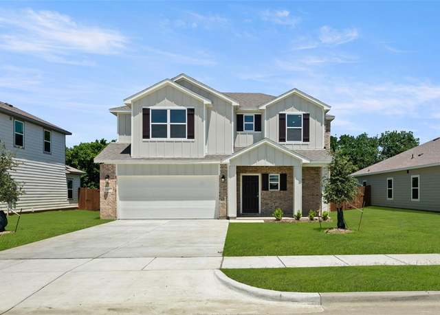 Property at 1607 Annabelle St, Cleburne, TX 76031, 4 beds, 2.5 baths