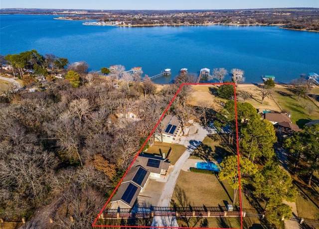 Property at 11624 Moran Rd, Azle, TX 76020, 2 beds, 2 baths