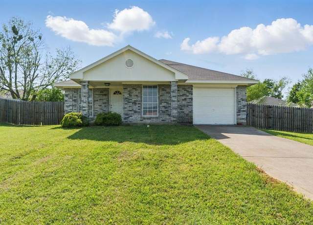 Property at 1104 Snowberry St, Keene, TX 76031, 3 beds, 1 bath