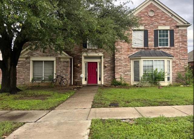 Property at 1322 Old Barn Ln, Lewisville, TX 75067, 4 beds, 1.5 baths