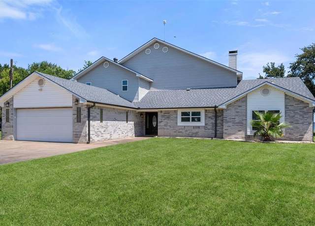 Property at 113 Cinch Buckle Ranch Rd, Trinidad, TX 75163, 3 beds, 3 baths