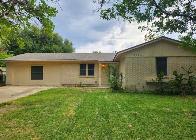 Property at 2633 Crestbrook Ln, Grand Prairie, TX 75052, 4 beds, 2 baths