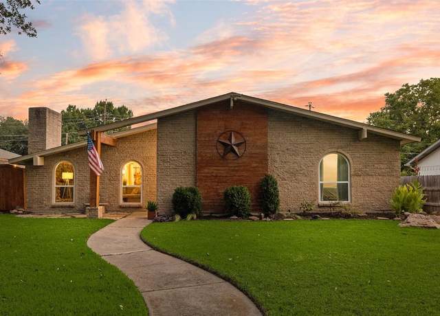 Property at 1452 Wind Cave Cir, Plano, TX 75023, 3 beds, 2 baths
