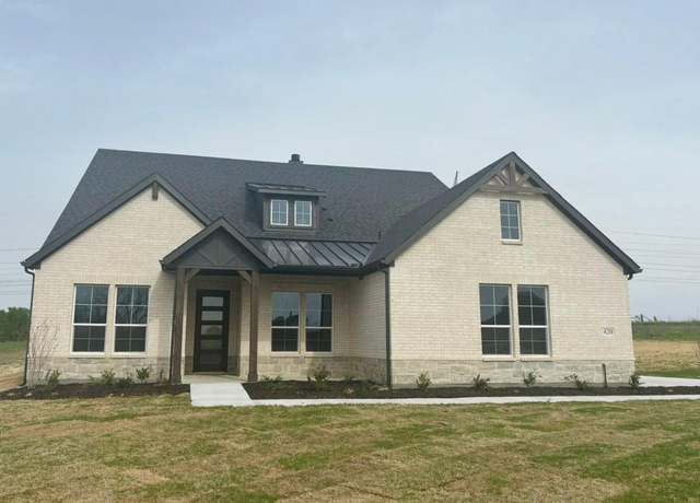 Property at 420 Big Bend Trl, Valley View, TX 76272, 5 beds, 4 baths