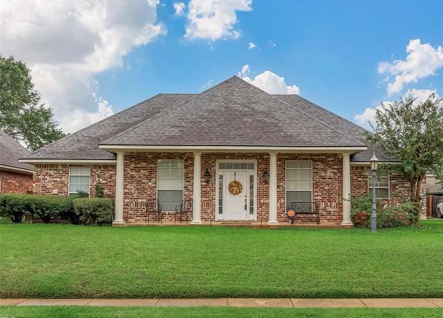 Property at 9651 Gardere Dr, Shreveport, LA 71115, 3 beds, 2.5 baths