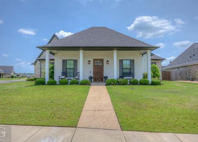 Property at 622 Dumaine Dr, Bossier City, LA 71111, 4 beds, 3 baths