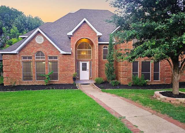 Property at 4407 Murwick Dr, Arlington, TX 76016, 4 beds, 3.5 baths