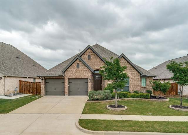 Property at 1308 Bluestem Dr, Aubrey, TX 76227, 4 beds, 3.5 baths