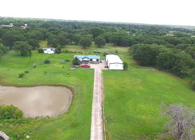 Property at 510 Chris Cir, Kemp, TX 75143, 3 beds, 2 baths