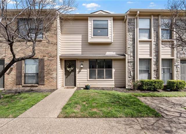 Property at 1398 S 12th St, Waco, TX 76706, 2 beds, 2.5 baths