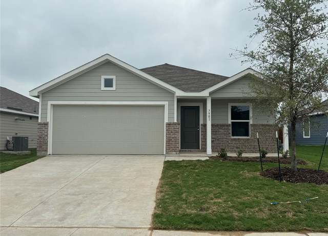 Property at 7901 Churchill St, Mckinney, TX 75071, 4 beds, 2 baths