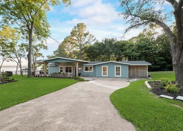 Property at 9 Southshore Cir, Star Harbor, TX 75148, 3 beds, 3 baths