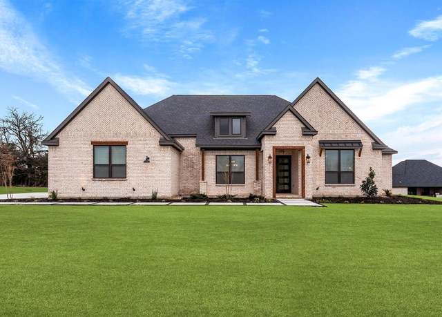 Property at 132 Texas Ash Dr, Krugerville, TX 76227, 3 beds, 2.5 baths