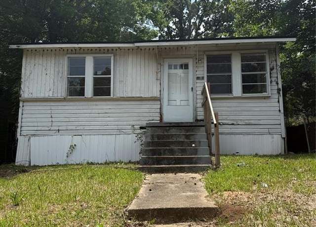 Property at 3145 Ashton St, Shreveport, LA 71103, 2 beds, 1 bath
