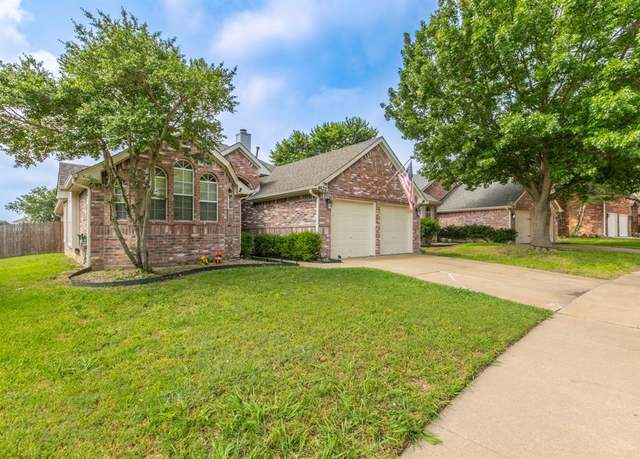 Property at 4632 Angelina Way, Fort Worth, TX 76137, 3 beds, 2 baths