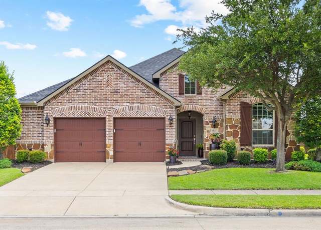 Property at 682 Cannon Dr, Fate, TX 75087, 3 beds, 2.5 baths