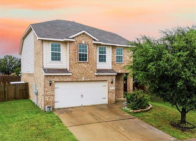 Property at 6216 White Jade Dr, Fort Worth, TX 76179, 4 beds, 2.5 baths