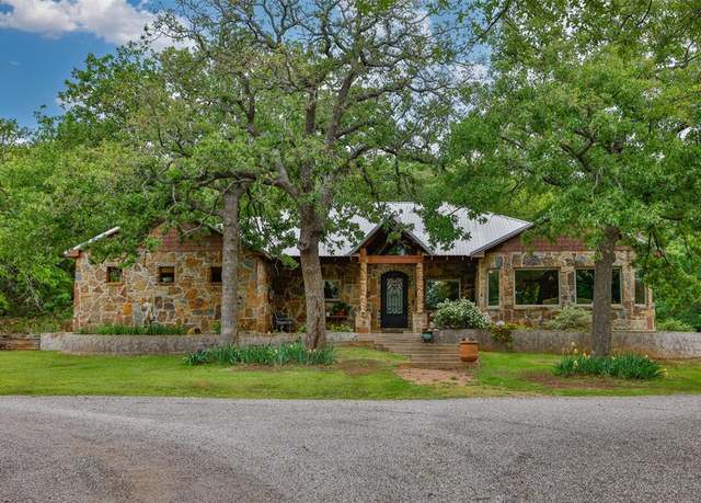 Property at 1720 County Road 219, Gainesville, TX 76240, 3 beds, 2 baths