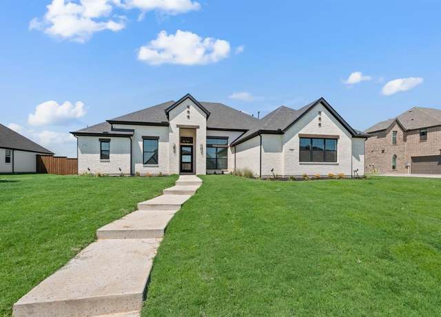 Property at 318 Broadmoor Dr, Haslet, TX 76052, 4 beds, 3.5 baths