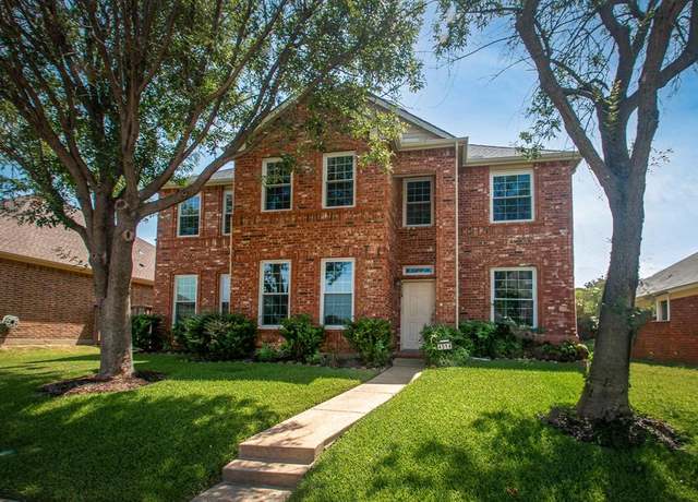 Property at 4514 Lincolnshire Dr, Garland, TX 75043, 5 beds, 2.5 baths